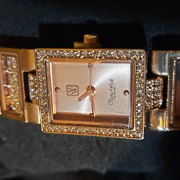 Victoria Wieck "Floating crystal" watch. - Picture 2 of 8